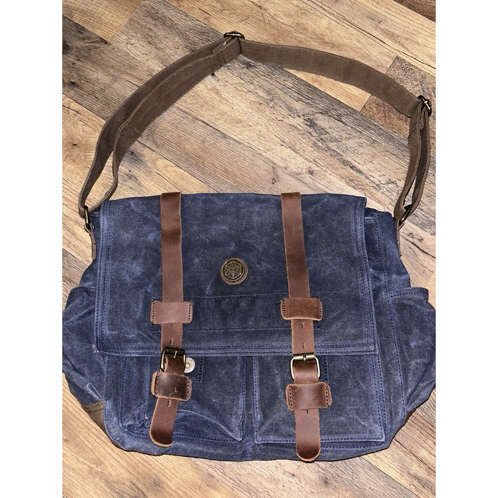 Critical Role The Legend Of Vox Machina Kickstarter Messenger Bag VERY RARE!